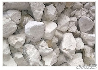 石灰生产厂家供应畜牧专用消毒生石灰块石灰批发_供应产品_双城镇鑫源建材